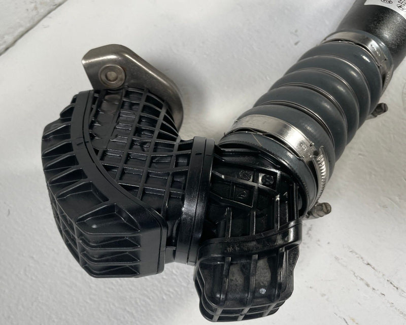 Load image into Gallery viewer, 19-23 GENESIS G70 RIGHT INTERCOOLER AIR INTAKE INLET HOSE TUBE PIPE 2.0L #108166