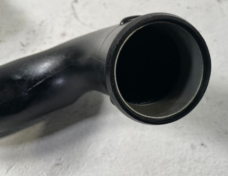 Load image into Gallery viewer, 19-23 GENESIS G70 RIGHT INTERCOOLER AIR INTAKE INLET HOSE TUBE PIPE 2.0L #108166