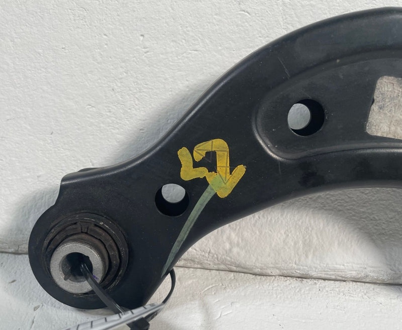 Load image into Gallery viewer, 2022 - 2026 HYUNDAI TUCSON REAR LEFT OR RIGHT SIDE UPPER CONTROL ARM # 113705