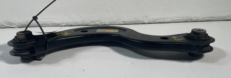 Load image into Gallery viewer, 2022 - 2026 HYUNDAI TUCSON REAR LEFT OR RIGHT SIDE UPPER CONTROL ARM # 113705
