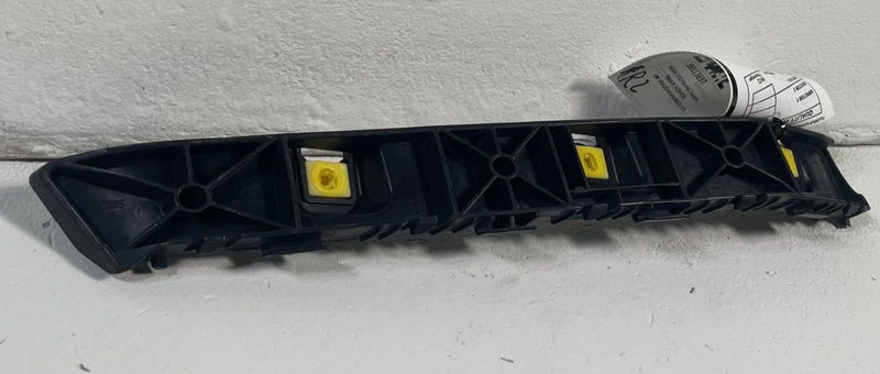 Load image into Gallery viewer, 2022-2025 HYUNDAI TUCSON REAR LEFT SIDE BUMPER MOUNT SUPPORT BRACKET # 113697