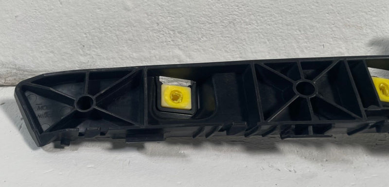 Load image into Gallery viewer, 2022-2025 HYUNDAI TUCSON REAR LEFT SIDE BUMPER MOUNT SUPPORT BRACKET # 113697