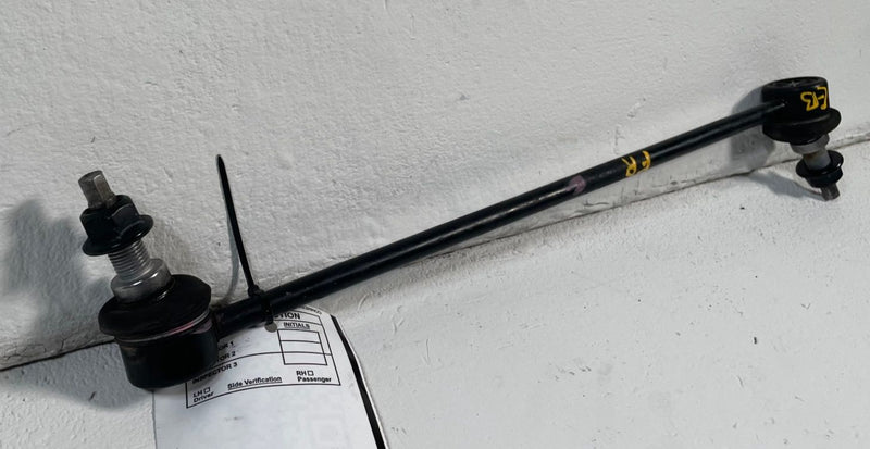 Load image into Gallery viewer, 22-26 HYUNDAI TUCSON FRONT LEFT OR RIGHT STABILIZER SWAY BAR END LINK # 113698