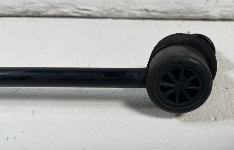 Load image into Gallery viewer, 22-26 HYUNDAI TUCSON FRONT LEFT OR RIGHT STABILIZER SWAY BAR END LINK # 113698