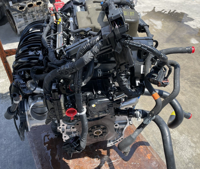 Load image into Gallery viewer, KIA SPORTAGE FWD AUTOMATIC ENGINE MOTOR ASSEMBLY 2.5L 2024 # 113316