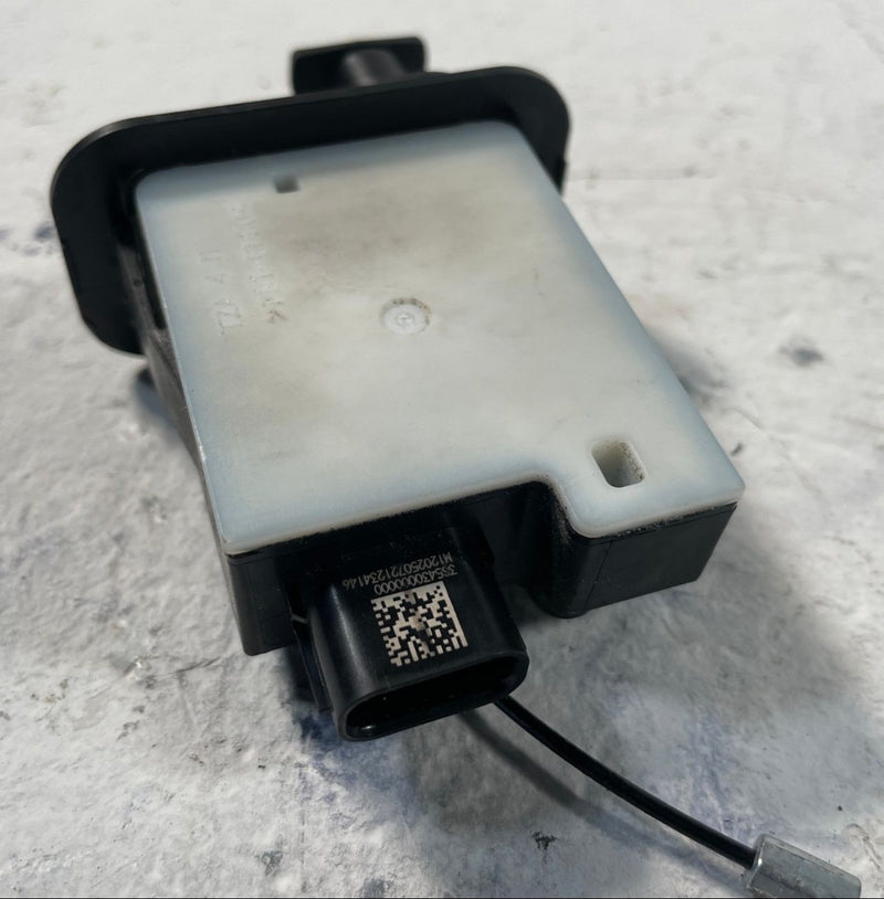 Load image into Gallery viewer, 2023-2025 HONDA ACCORD FUEL FILLER DOOR LID LOCK LATCH ACTUATOR W/ CABLE #109524