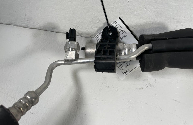Load image into Gallery viewer, 2019-2025 GENESIS G70 AC A/C AIR CONDITIONING SUCTION & LIQUID PIPE LINE #104354