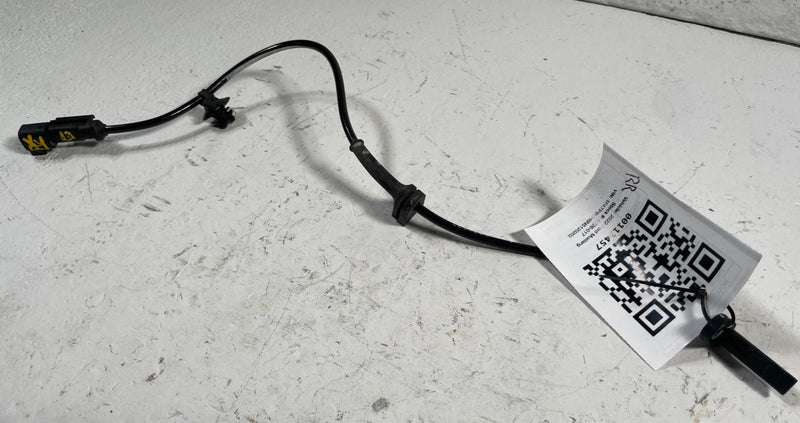 Load image into Gallery viewer, 15-23 FORD MUSTANG REAR RH OR LH ABS WHEEL SPEED SENSOR FR3C-2C190-BA # 113457