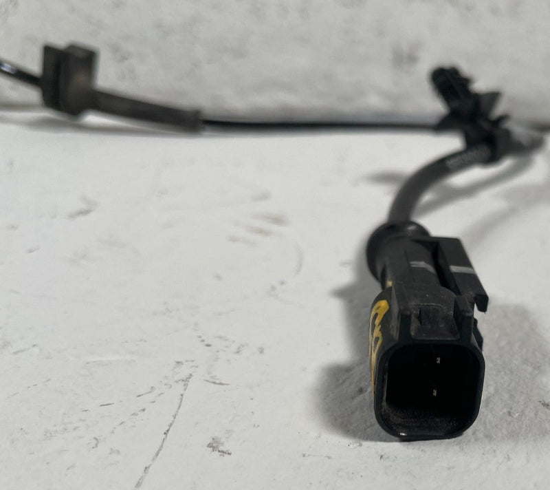 Load image into Gallery viewer, 15-23 FORD MUSTANG REAR RH OR LH ABS WHEEL SPEED SENSOR FR3C-2C190-BA # 113457
