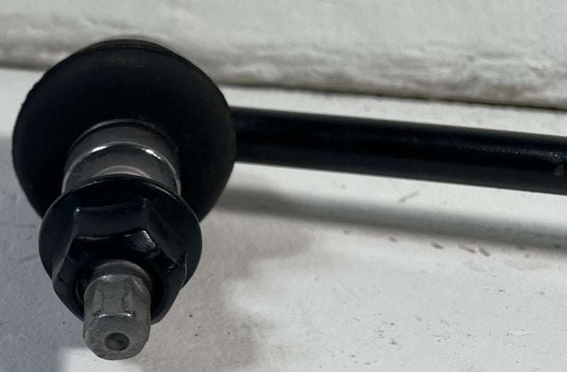 Load image into Gallery viewer, 22-26 HYUNDAI TUCSON FRONT LEFT OR RIGHT STABILIZER SWAY BAR END LINK # 113694