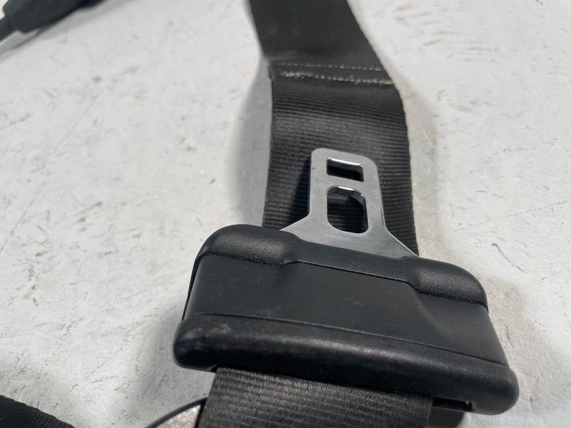 Load image into Gallery viewer, 18-23 FORD MUSTANG FRONT LEFT DRIVER SIDE SEAT BELT SEATBELT RETRACTOR # 113484