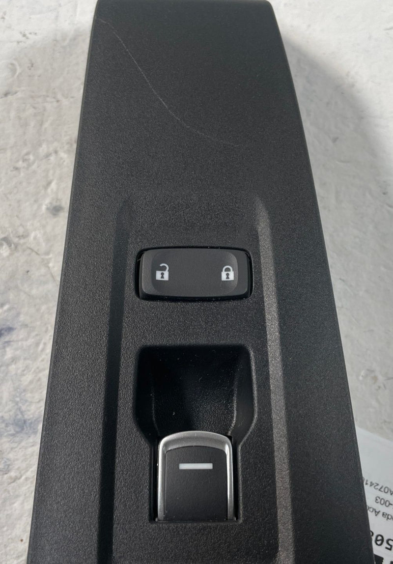Load image into Gallery viewer, 23-25 HONDA ACCORD FRONT RIGHT PASSENGER SIDE DOOR WINDOW & LOCK SWITCH # 109508