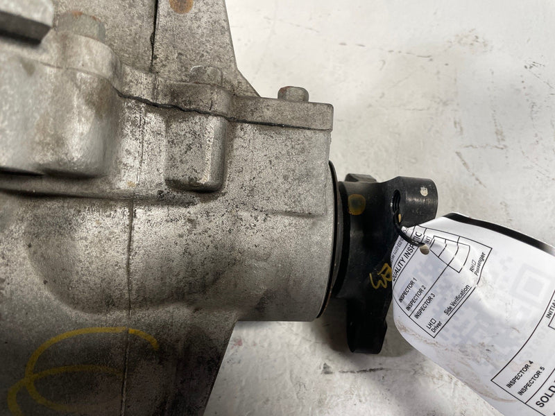 Load image into Gallery viewer, 2019-2023 GENESIS G70 RWD REAR DIFFERENTIAL AXLE CARRIER ASSEMBLY 2.0L # 108162