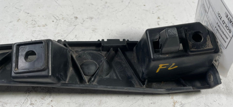 Load image into Gallery viewer, 15-23 FORD MUSTANG FRONT LEFT DRIVER ROCKER MOLDING RETAINER BRACKET # 113474