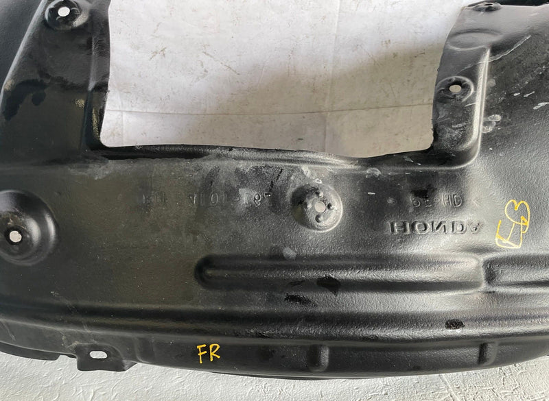Load image into Gallery viewer, 2022 - 2025 HONDA PASSPORT FRONT RIGHT SIDE FENDER LINER SPLASH SHIELD # 113432