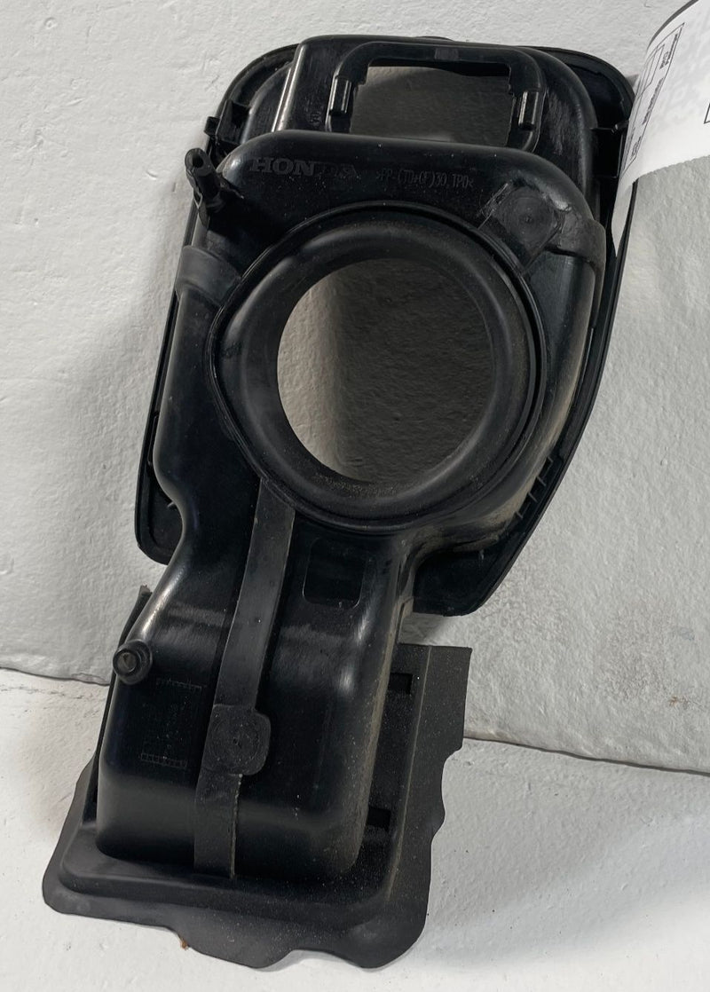 Load image into Gallery viewer, 2023 - 2025 HONDA ACCORD FUEL TANK FILLER POCKET ADAPTER HOUSING SEAL # 109513