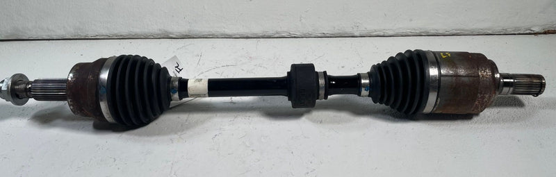 Load image into Gallery viewer, 2022-2025 HYUNDAI TUCSON FRONT LEFT DRIVER SIDE AXLE DRIVE SHAFT 2.5L # 113732