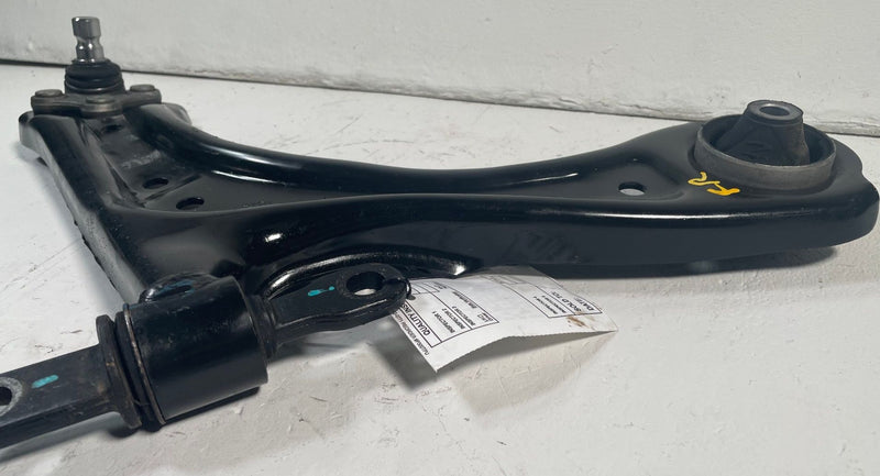 Load image into Gallery viewer, 22-26 HYUNDAI TUCSON FRONT RIGHT PASSENGER SIDE LOWER CONTROL ARM 2.5L # 113727