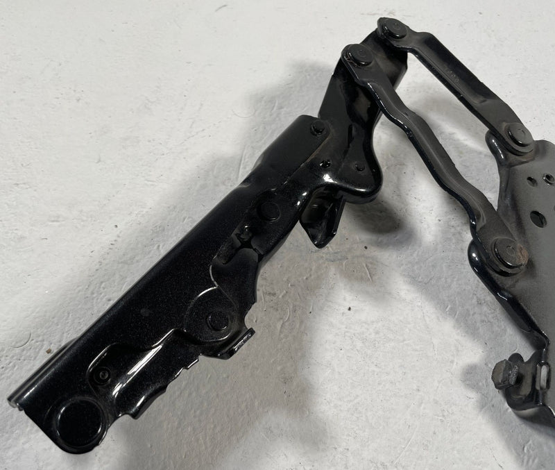 Load image into Gallery viewer, 2018-2025 BMW X3 X4 G01 G02 FRONT LH & RH HOOD BONNET HINGE PAIR BLACK # 108214