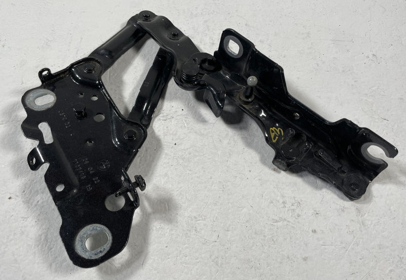 Load image into Gallery viewer, 2018-2025 BMW X3 X4 G01 G02 FRONT LH & RH HOOD BONNET HINGE PAIR BLACK # 108214