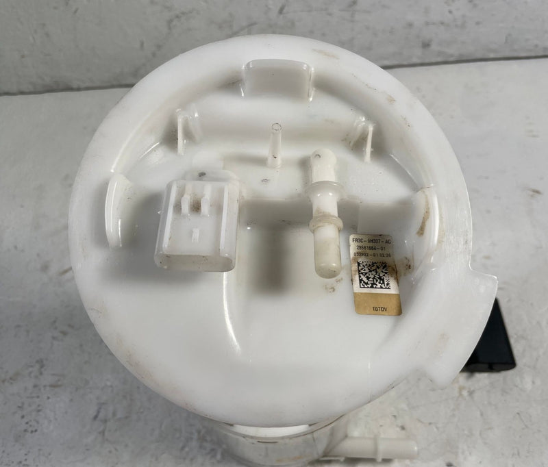 Load image into Gallery viewer, 2015-2025 FORD MUSTANG ENGINE GAS FUEL TANK PUMP SENDING UNIT 2.3L # 113513