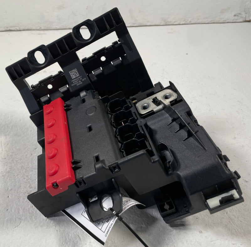 Load image into Gallery viewer, 2022 - 2024 BMW X3 G01 REAR POWER DISTRIBUTION FUSE RELAY BOX BLOCK # 108211