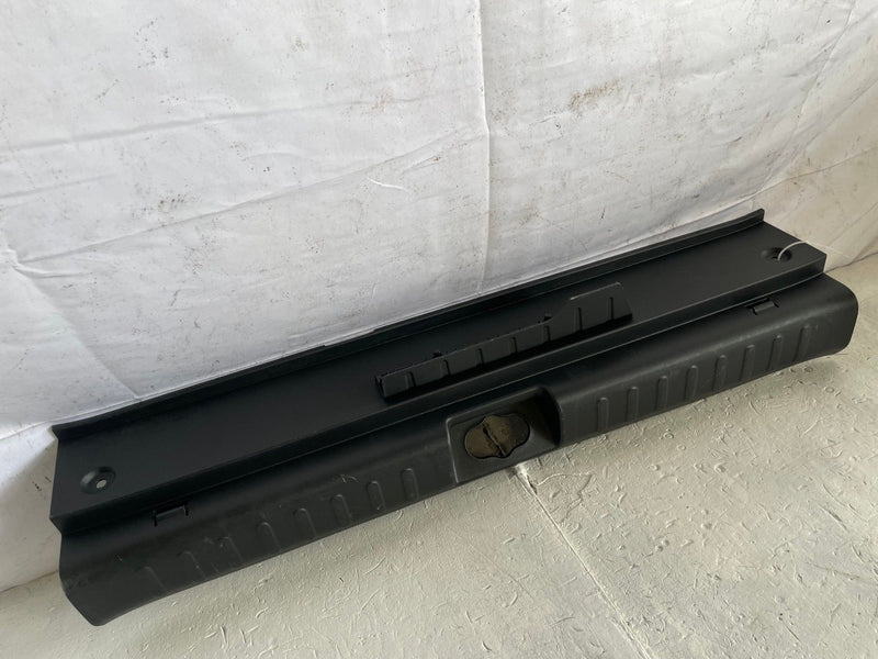 Load image into Gallery viewer, 22-24 HYUNDAI IONIQ 5 TRUNK LATCH LOCK SILL SCUFF PLATE TRIM COVER PANEL #108582