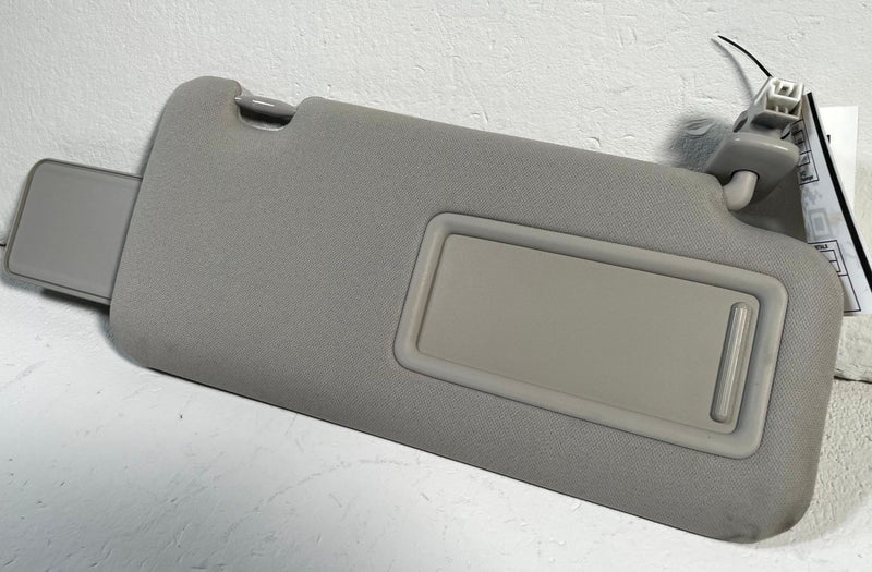 Load image into Gallery viewer, 2020 - 2025 MAZDA CX-5 FRONT RIGHT PASSENGER SIDE SUNVISOR SUN VISOR # 113755