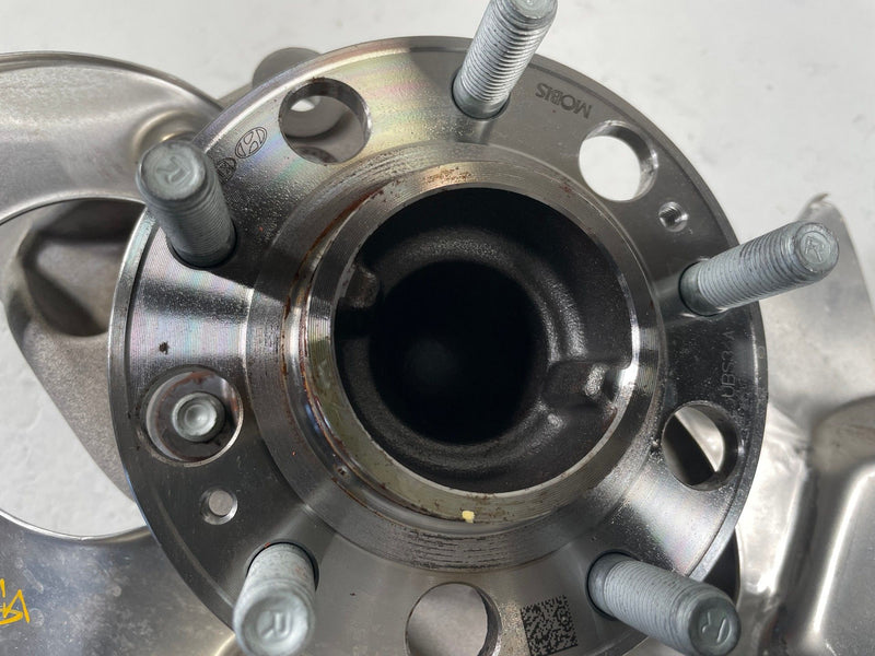 Load image into Gallery viewer, 2023-2025 HYUNDAI IONIQ 6 RWD FRONT RIGHT SIDE SPINDLE KNUCKLE & HUB 5K # 110897