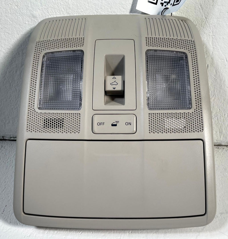 Load image into Gallery viewer, 2019 - 2025 MAZDA CX-5 FRONT ROOF OVERHEAD CONSOLE DOME LIGHT LAMP # 113769