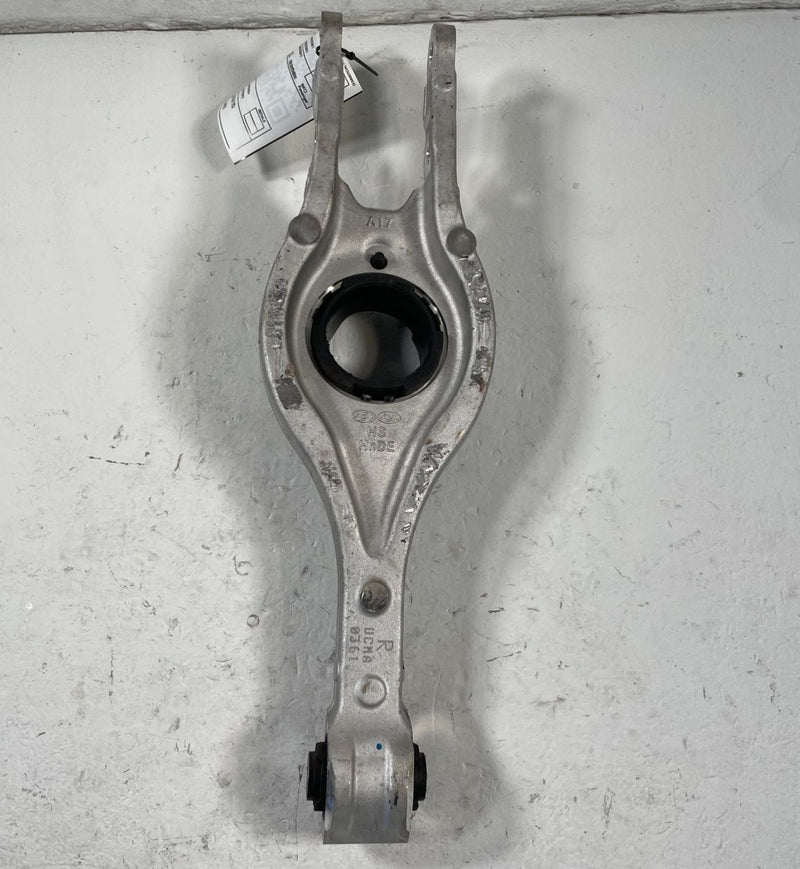 Load image into Gallery viewer, 2023 - 2025 HYUNDAI IONIQ 5 6 REAR RIGHT LOWER CONTROL ARM SPRING PERCH # 110889
