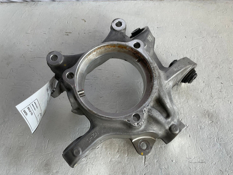 Load image into Gallery viewer, 2022-2026 HYUNDAI IONIQ 5 6 REAR RIGHT SIDE SUSPENSION SPINDLE KNUCKLE # 108578