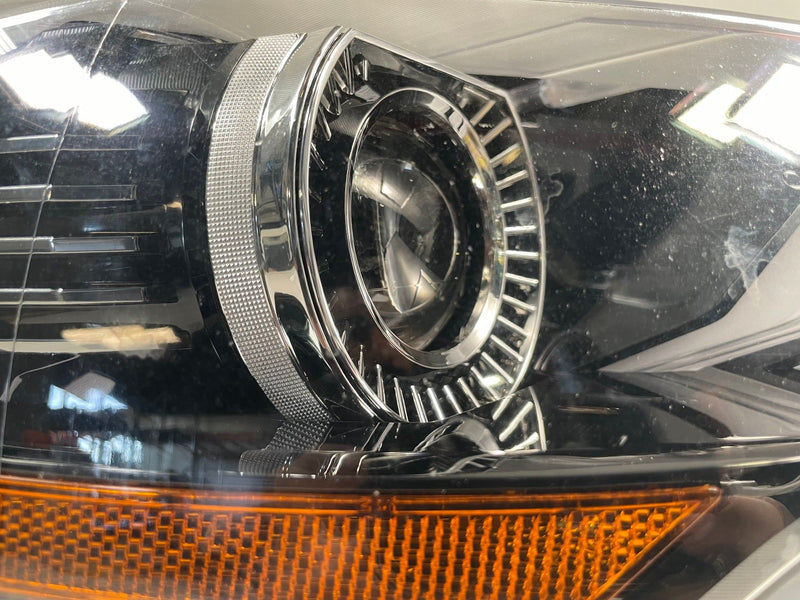 Load image into Gallery viewer, 2018 - 2023 FORD MUSTANG FRONT RIGHT PASSENGER SIDE LED HEADLIGHT LAMP # 113554