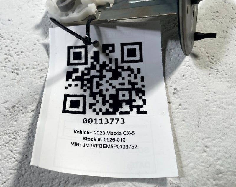 Load image into Gallery viewer, 2013 - 2025 MAZDA CX-5 RIGHT FUEL TANK GAUGE SENDING UNIT KE7060970 # 113773