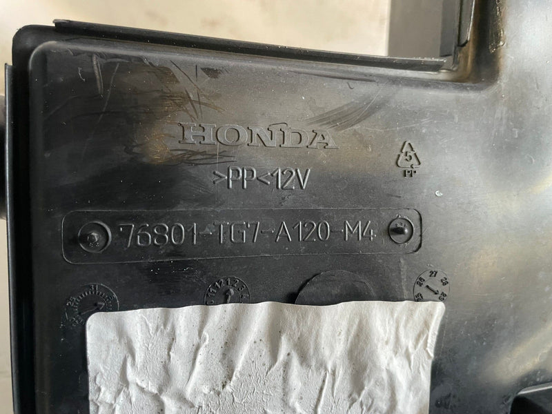 Load image into Gallery viewer, 2019 - 2025 HONDA PASSPORT WINDSHIELD WASHER RESERVOIR TANK W/ SENSOR # 113377