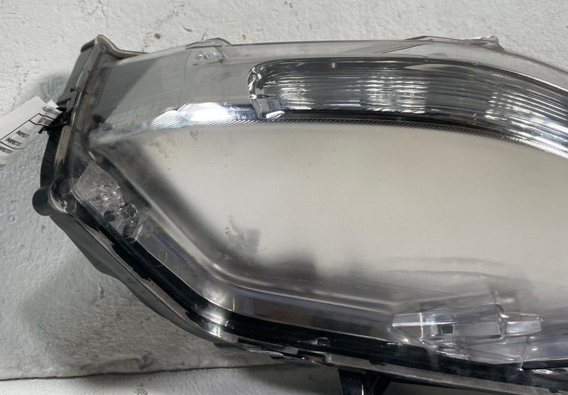 Load image into Gallery viewer, 2018 - 2023 FORD MUSTANG FRONT RIGHT PASSENGER SIDE FOG LIGHT LAMP # 113553