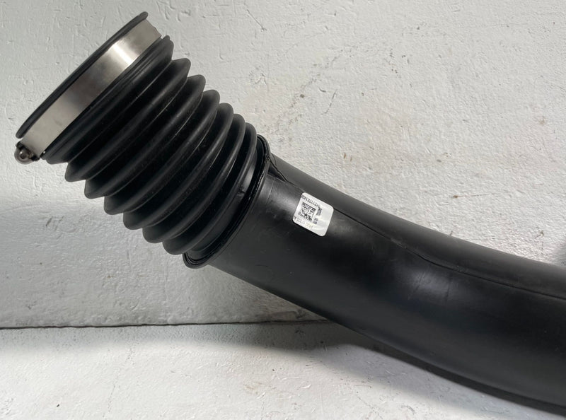Load image into Gallery viewer, 15-23 FORD MUSTANG ENGINE AIR INTAKE INLET HOSE PIPE TUBE ASSEMBLY 2.3L # 113514