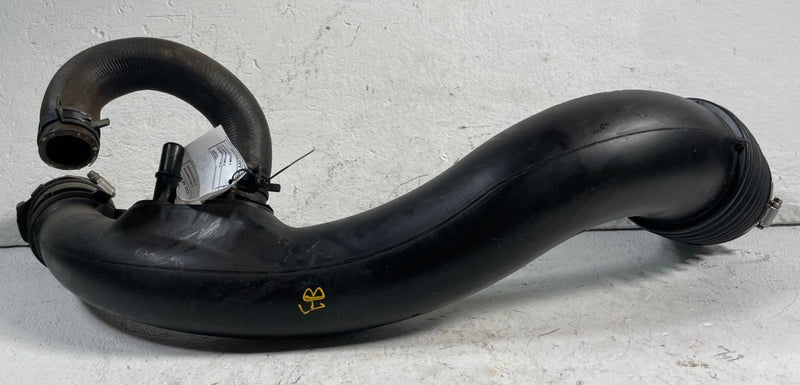 Load image into Gallery viewer, 15-23 FORD MUSTANG ENGINE AIR INTAKE INLET HOSE PIPE TUBE ASSEMBLY 2.3L # 113514