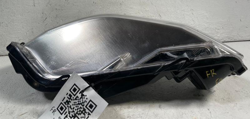 Load image into Gallery viewer, 2018 - 2023 FORD MUSTANG FRONT RIGHT PASSENGER SIDE FOG LIGHT LAMP # 113552