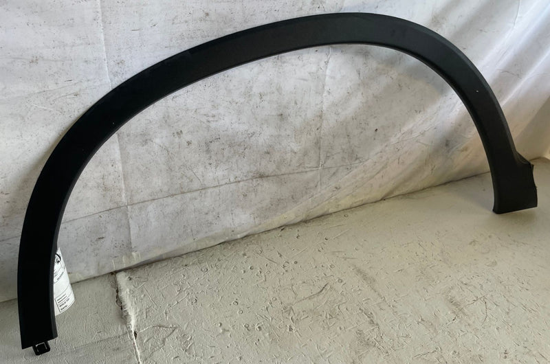 Load image into Gallery viewer, 19-25 HONDA PASSPORT FRONT LEFT SIDE FENDER WHEEL ARCH FLARE MOLDING # 113392