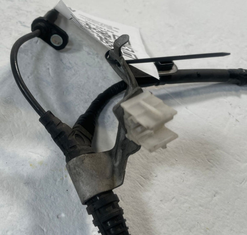 Load image into Gallery viewer, 2023-25 HONDA PILOT AWD REAR RIGHT PASSENGER SIDE ABS WHEEL SPEED SENSOR #109606
