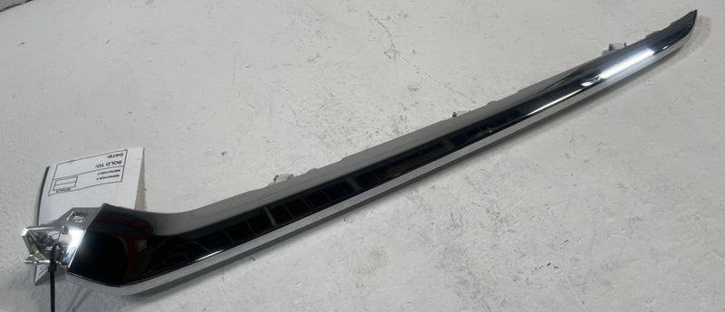 Load image into Gallery viewer, 2023 - 2025 HONDA PILOT FRONT BUMPER GRILLE LEFT SIDE BEZEL MOLDING 3.5L #109638