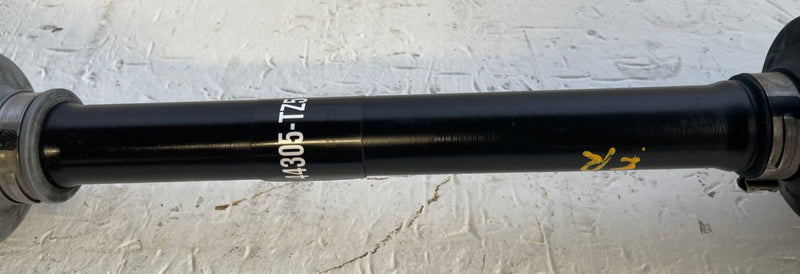 Load image into Gallery viewer, 2019-2025 HONDA PASSPORT FRONT RIGHT SIDE INTERMEDIATE AXLE SHAFT 3.5L # 113424