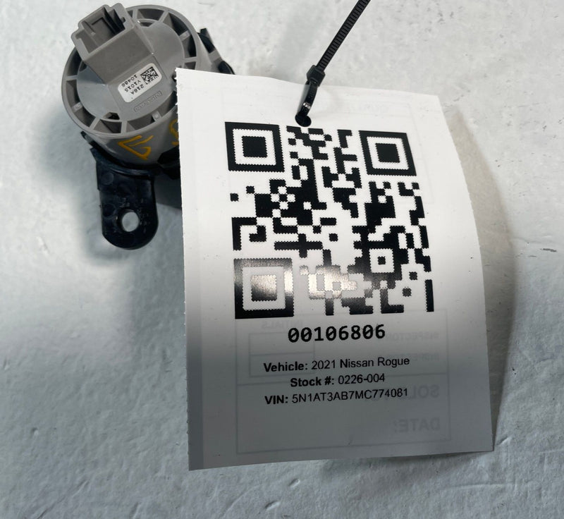 Load image into Gallery viewer, 21-25 NISSAN ROGUE PATHFINDER ENGINE IGNITION START STOP SWITCH BUTTON # 106806