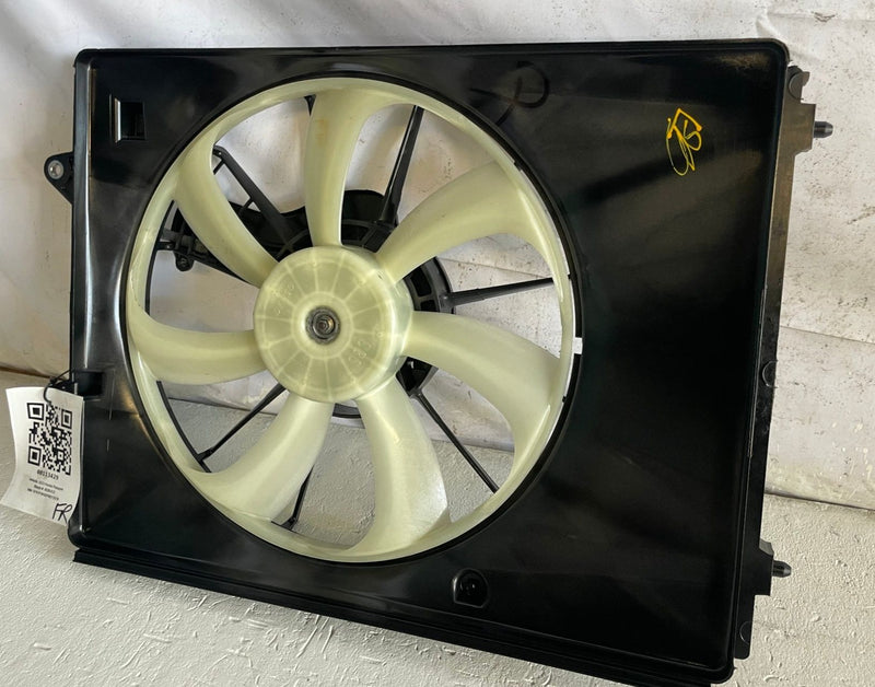 Load image into Gallery viewer, 19-25 HONDA PASSPORT RIGHT RADIATOR COOLING FAN SHROUD & BLADE & MOTOR # 113429