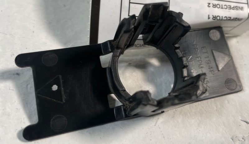 Load image into Gallery viewer, 2021 - 2025 NISSAN ROGUE ARIYA PARKING SENSOR BRACKET 28533-6RA0A # 106809