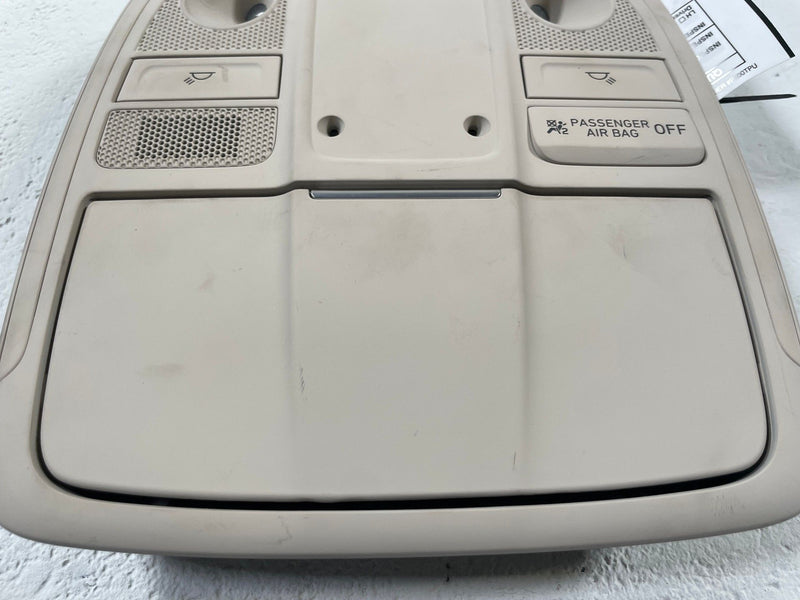 Load image into Gallery viewer, 2019 - 2023 GENESIS G70 ROOF OVERHEAD CONSOLE DOME LIGHT LAMP W/ SWITCH # 110929