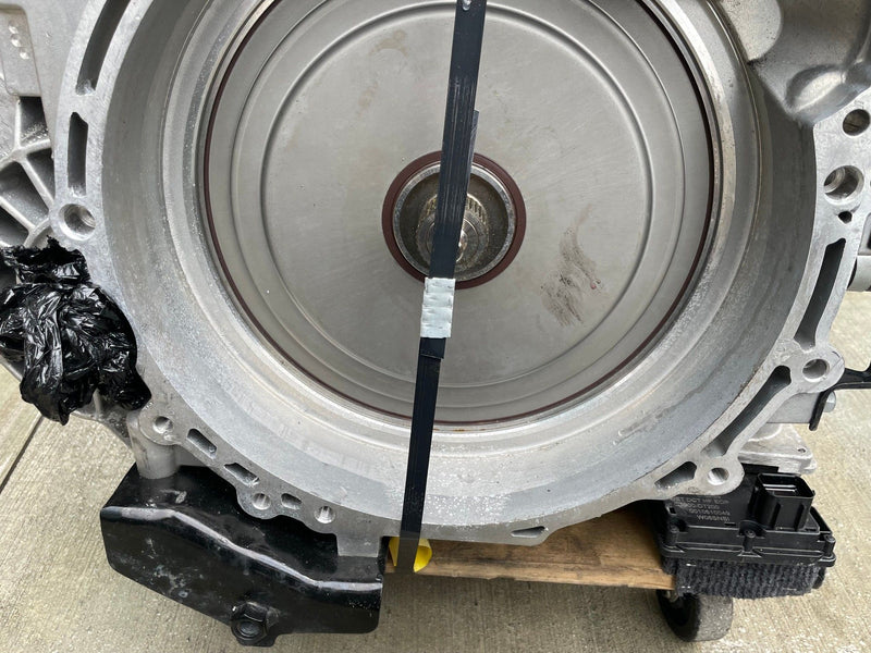Load image into Gallery viewer, HYUNDAI SANTA FE FWD AUTO TRANSMISSION ASSEMBLY 2.5L 31K MILES 2024-2025 #108711