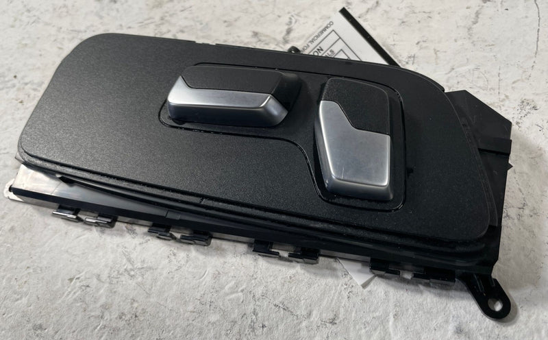 Load image into Gallery viewer, 2018-2024 BMW X3 G01 FRONT RIGHT PASSENGER SIDE SEAT CONTROL SWITCH # 108235