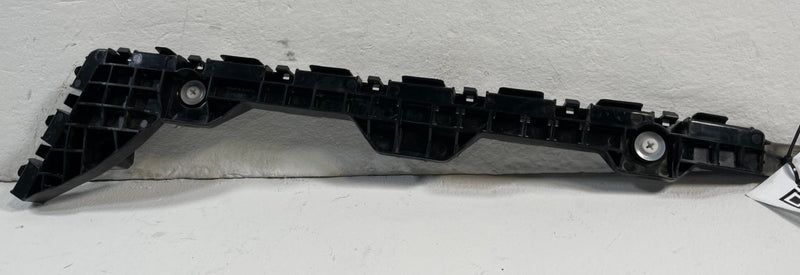 Load image into Gallery viewer, 2023-2025 HONDA PILOT REAR RIGHT SIDE BUMPER RETAINER MOUNT BRACKET 3.5L #109602